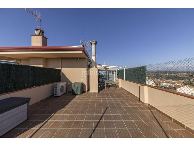 Foto 3a411228-e214-46c9-8bc0-8b012c3b6bb6. Penthouse with heating parking in Centre Sabadell