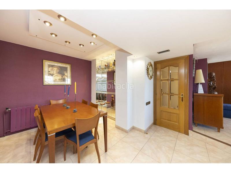Foto 4478c32b-f880-4f6e-9da4-3b4c618ae6cc. Penthouse with heating parking in Centre Sabadell