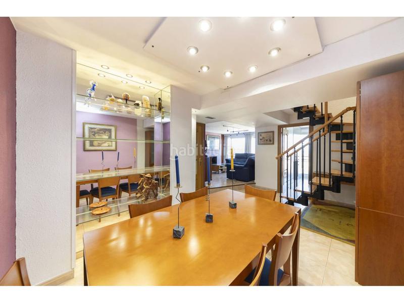 Foto 6f0a2af8-cbd1-41cc-8549-094605dd21df. Penthouse with heating parking in Centre Sabadell