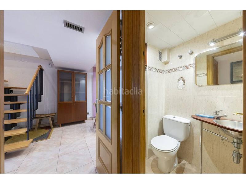 Foto aed15e6b-69bb-4519-ba72-084744485b4b. Penthouse with heating parking in Centre Sabadell
