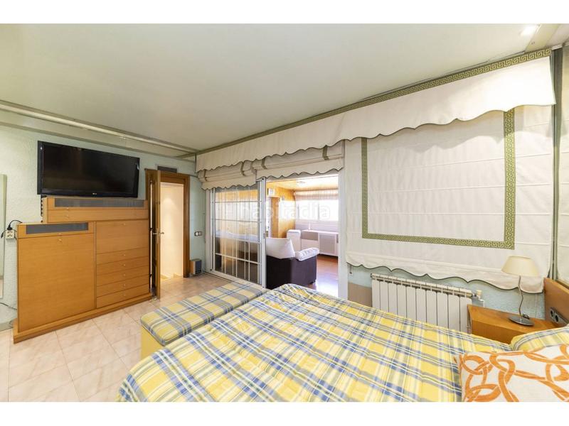 Foto c7b829ca-3c7d-4d0e-bdb6-67de586b8425. Penthouse with heating parking in Centre Sabadell