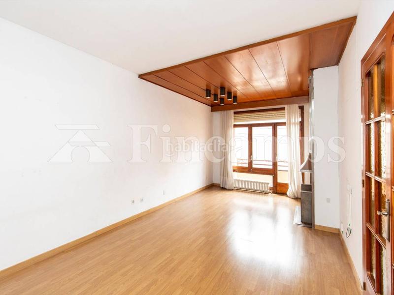 Foto bb5be24a-33ec-4b69-a122-3c6edb444049. Maison avec parking dans Centre Sabadell