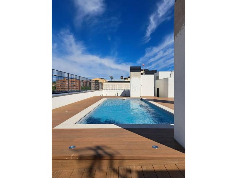 Foto 93ed63e7-b051-419a-9f29-343ee1a67971. Miete etagenwohnung mit heizung pool in Centre Sabadell