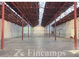 Lloguer Nau industrial a Calle can quadres 41. Nave industrial en alquiler en centre