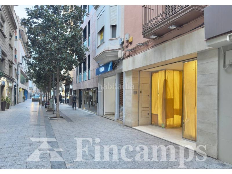 Foto a13fe73f-4389-4ad2-bf3c-278ff1189b02. Rent business premise in calle gracia 22 in Centre Sabadell