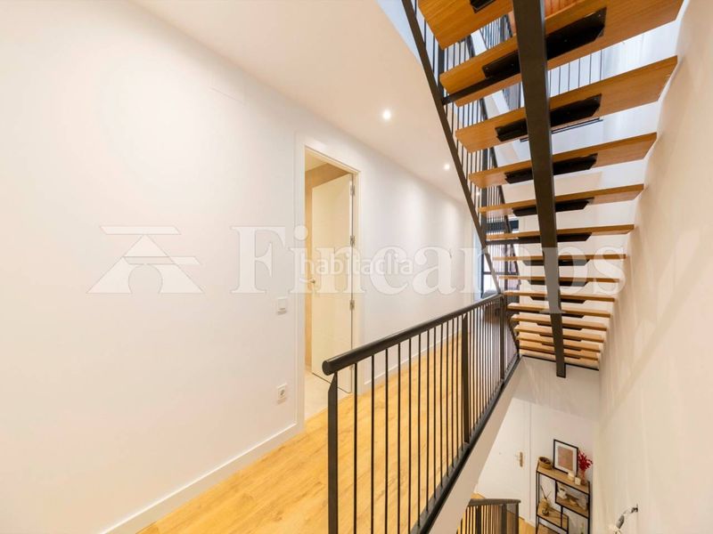 Foto ff6cb618-6b84-4025-8a67-43c7d3c61b0f. Casa amb calefacció aparcament piscina a Creu de Barberà Sabadell