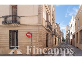 Local Comercial en Calle Gurrea