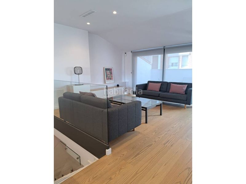 Foto 4ec22d3c-01d7-4ad2-8bf7-09eef6c7f495. Lloguer dúplex amb calefacció aparcament a Centre Sabadell