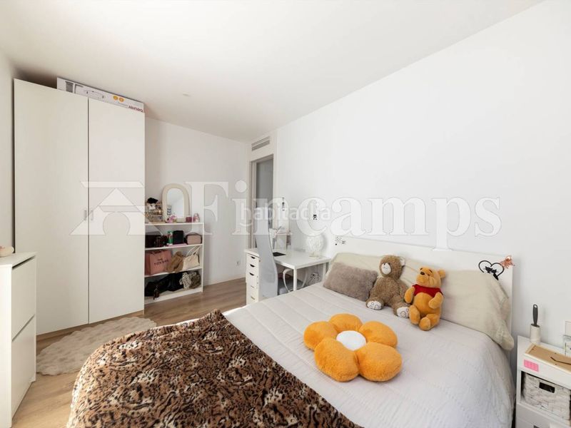 Foto e304b628-85b4-41d7-bacf-9346d477bc2b. Dúplex a calle san quirze 2 a Centre Sabadell