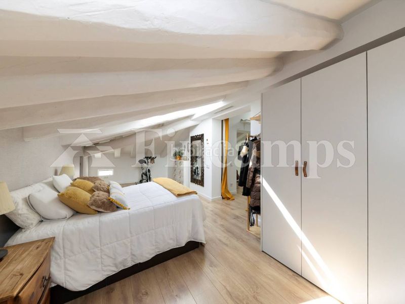 Foto e76b7bdd-2a2c-4664-aee2-f890ce5e64dc. Dúplex a calle san quirze 2 a Centre Sabadell