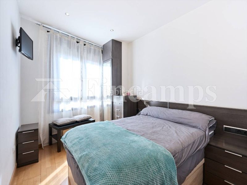 Foto d42ef78d-9e80-4a5b-abc4-acc43fbe69f5. Pis amb aparcament piscina a Centre Sabadell