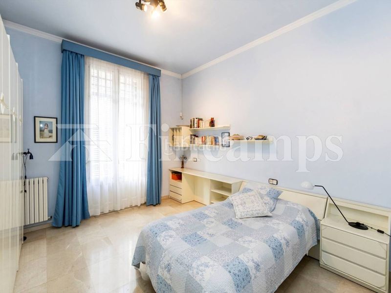 Foto 1a75b139-275a-4d06-b158-dcb989ad430a. Casa amb calefacció a Centre Sabadell