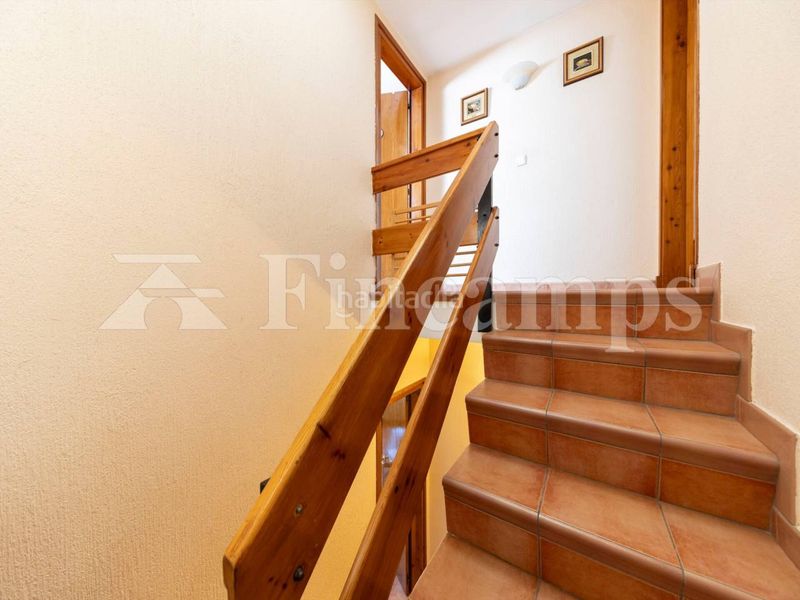 Foto 127f86ea-eef0-42ce-98f1-dffbaa9a1d2b. Casa amb calefacció aparcament piscina a Bellaterra