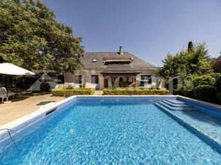 Casa a Calle Sardanista Serra