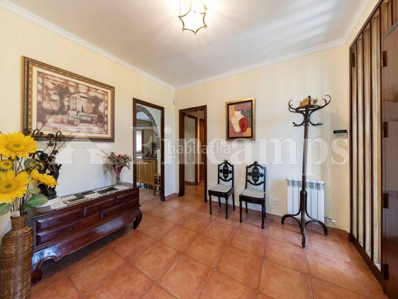 Foto dd06ee68-9110-4465-bfdd-1d161c543dff. Casa amb calefacció aparcament piscina a Bellaterra