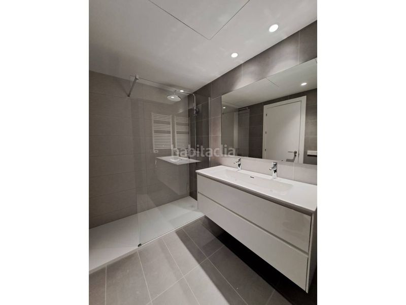 Foto 15984652-ce88-4bf9-847f-ab1b81c0f895. Rent flat with heating parking pool in Centre Sabadell