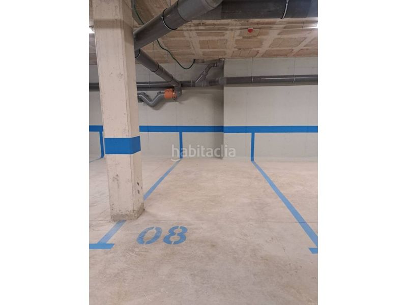 Foto 7cb62407-4704-4641-b2cd-11165c724ee8. Rent flat with heating parking pool in Centre Sabadell
