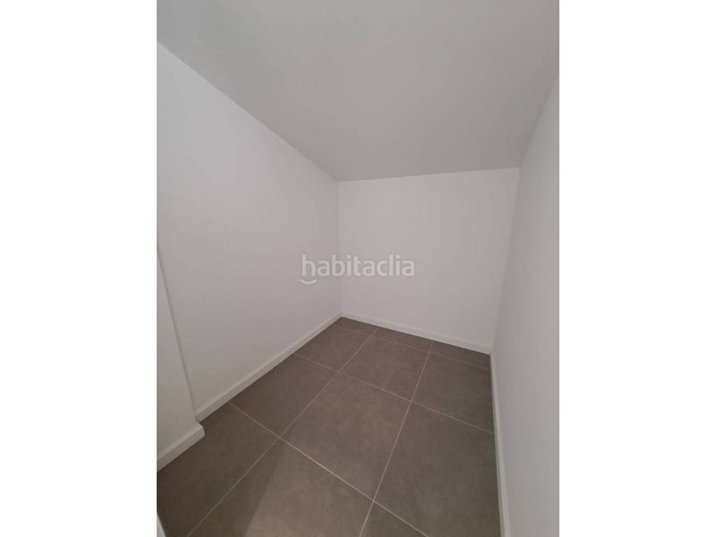 Foto b7d0ffa2-865b-4076-bf3e-d8ca9683d396. Rent flat with heating parking pool in Centre Sabadell