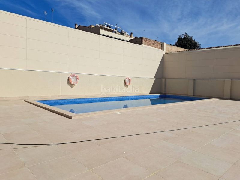 Foto e435bfa6-19d7-4dfb-b495-9bd7fe8a43b1. Rent flat with heating parking pool in Centre Sabadell