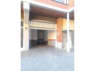 Affitto Posto auto  Calle cervantes. Parquing en alquiler en centre
