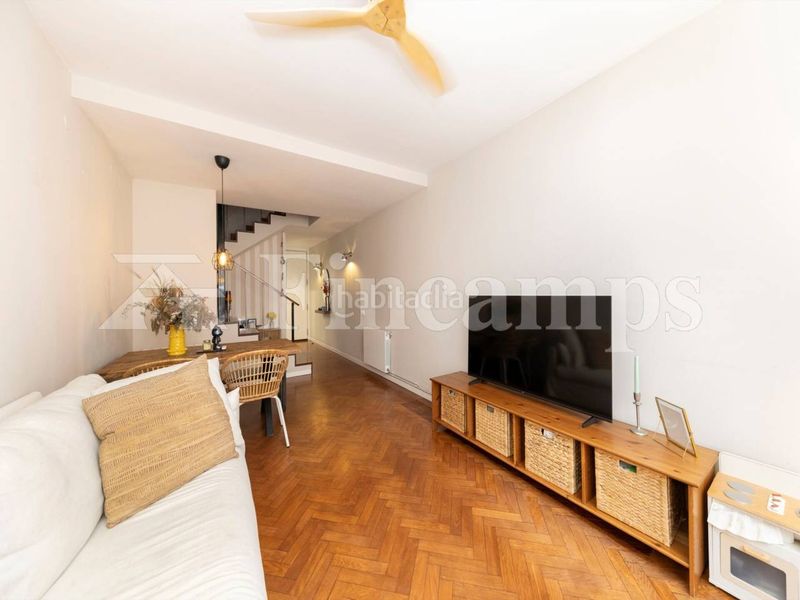 Foto ef2a6fa2-2f76-4846-822b-a6d401540d5b. Casa amb calefacció aparcament a Centre Sabadell