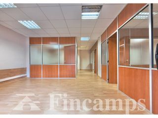 Local Comercial a Calle Samuntada 56-58