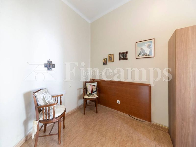 Foto c12b4bc1-d032-4fba-addb-e8ff74159da2. Casa a Centre Sabadell