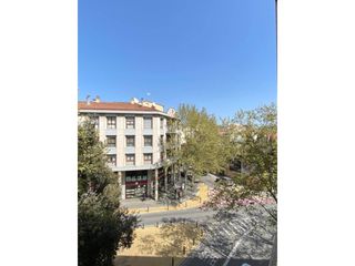 Affitto Appartamento  Calle republica. Amplio piso de alquiler