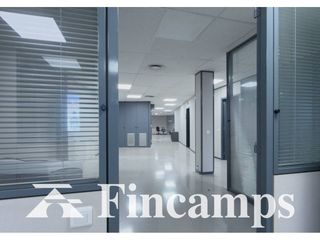 Miete Büro in Calle sant antoni maria claret 1. Oficina de 2ª mano en alquiler