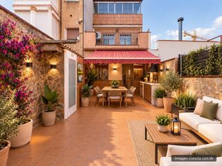 House  Calle nadal. Casa en venta en la creu de barberà08204