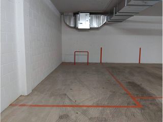Autoparkplatz in Calle Alemania