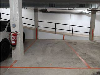 Autoparkplatz in Calle Alemania