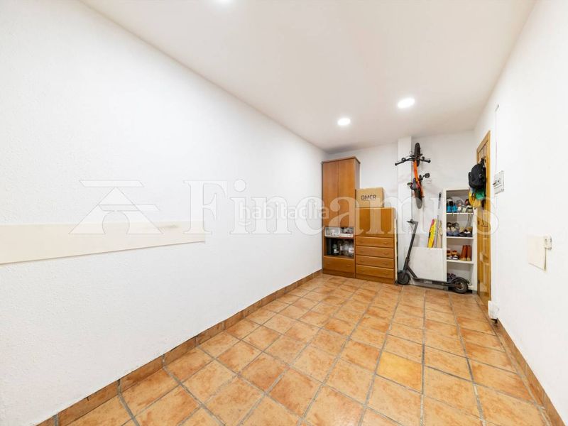 Foto 92a8a643-0634-4116-8f7d-3bd64aeb3f18. Casa amb calefacció aparcament a Centre Sabadell