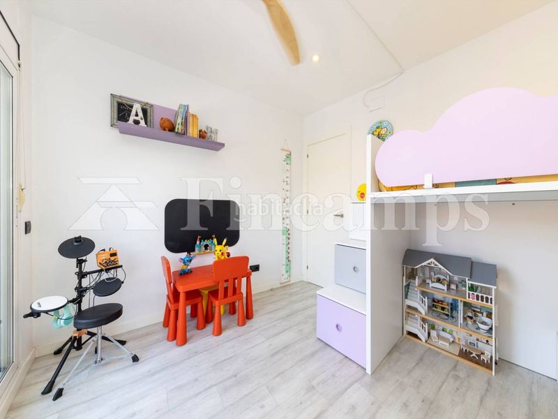 Foto e1f6a699-09a8-4504-ae9e-26260c53d3f2. Casa amb calefacció aparcament a Centre Sabadell