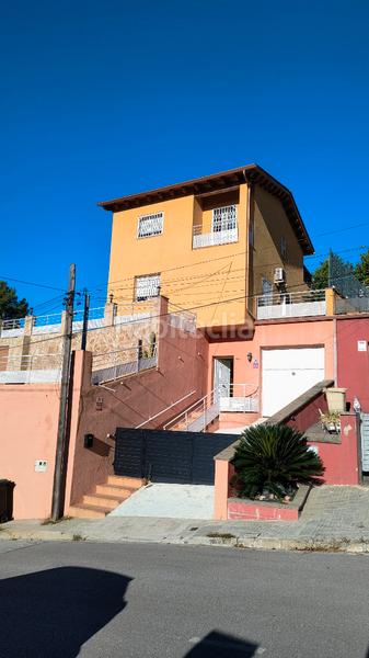 Foto a0aba25b-adb3-480c-b654-71e26ebbb23e. Chalet con riscaldamento parcheggio piscina in Sant Pere de Vilamajor