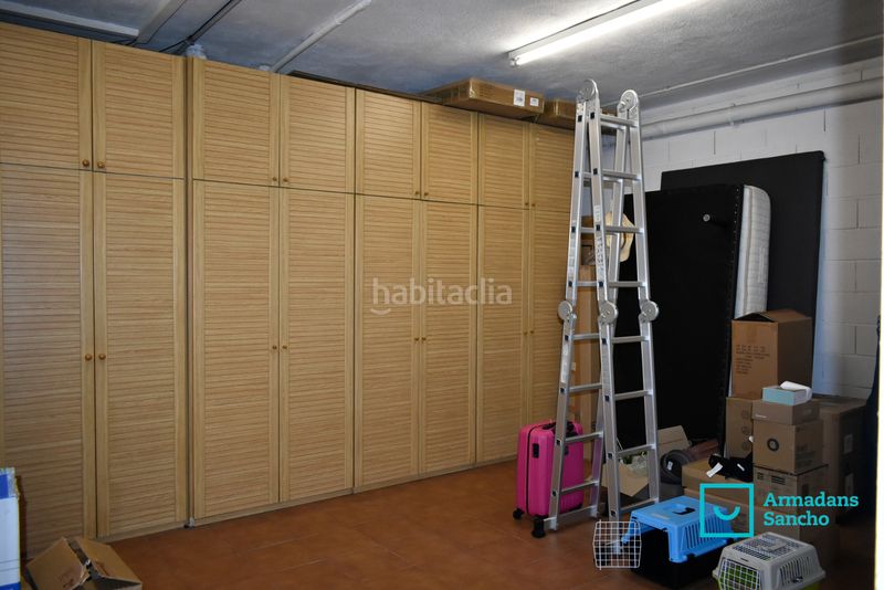 Foto 03e300df-1c74-4788-9207-fdde7881c82b. Casa adossada amb xemeneia calefacció aparcament a Tiana