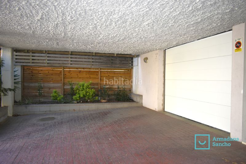 Foto 80aa74d2-3c96-422e-b8e6-687c79be5fd3. Casa adossada amb xemeneia calefacció aparcament a Tiana