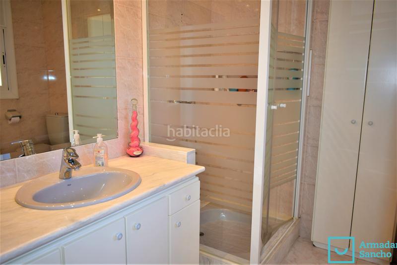 Foto 3988e3dc-460d-4dcd-9ee5-d5780766d688. Xalet amb calefacció aparcament piscina a Tiana