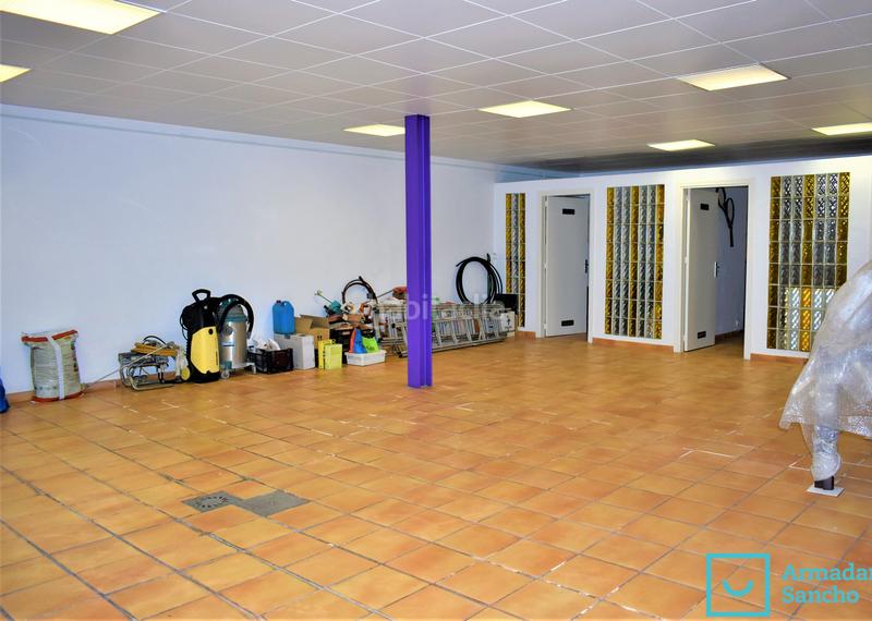 Foto 899a5f30-547d-4362-9915-45ce9d1c9eb0. Xalet amb calefacció aparcament piscina a Tiana