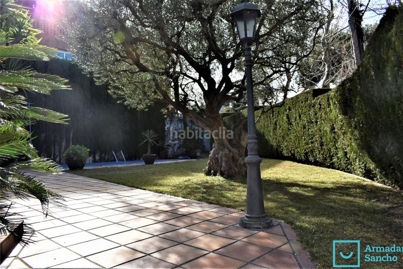 Foto d2883358-510a-4adc-8080-ec6d6eeca348. Xalet amb calefacció aparcament piscina a Tiana