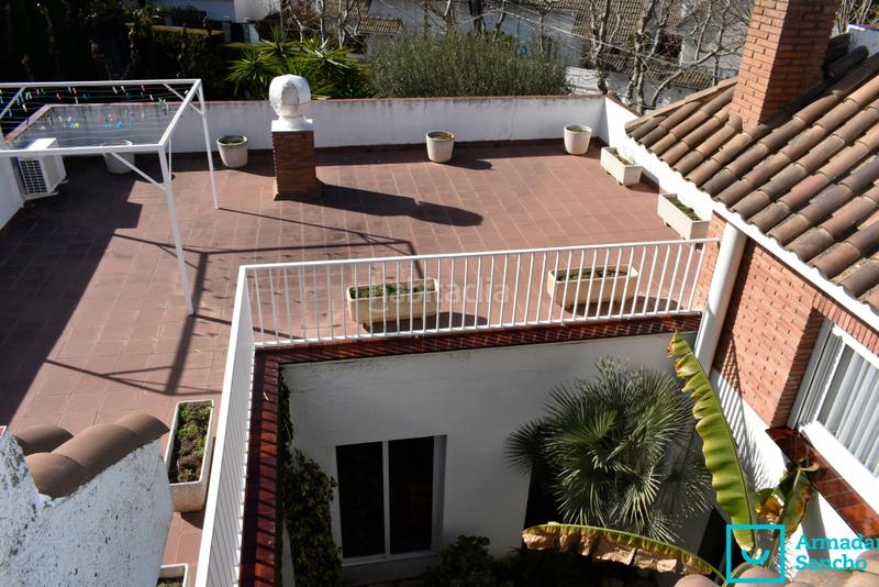 Foto e06620c7-8328-4cc5-bdda-458c70c726a0. Xalet amb calefacció aparcament piscina a Tiana