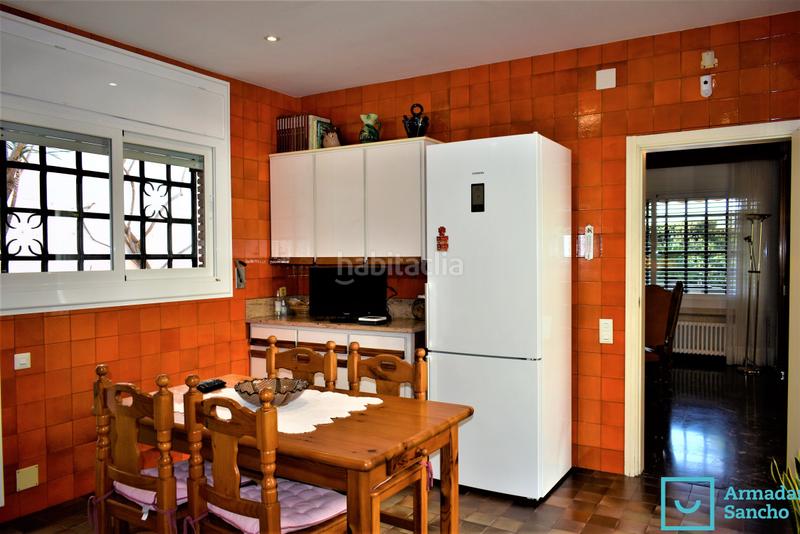 Foto e6981114-cc5f-468b-b3a1-033f645b8d1a. Xalet amb calefacció aparcament piscina a Tiana