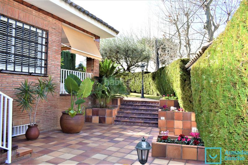 Foto f5f59a68-bc3b-4228-b9bb-487495e7e068. Xalet amb calefacció aparcament piscina a Tiana