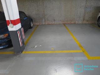 Lloguer Aparcament cotxe a N/a 2. Plaza de parking en calle valencia