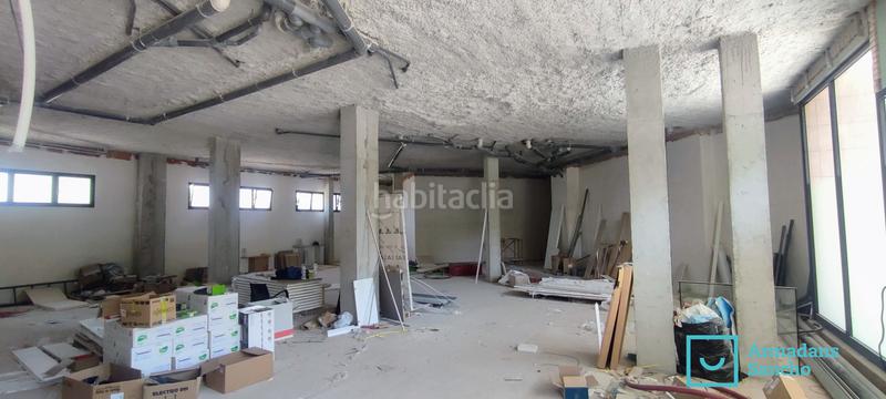 Foto 54353c4e-4d5f-4459-b089-d7b2d4f99bf3. Local comercial en passatge del modernisme 1 local a estrenar en Vilafranca del Penedès