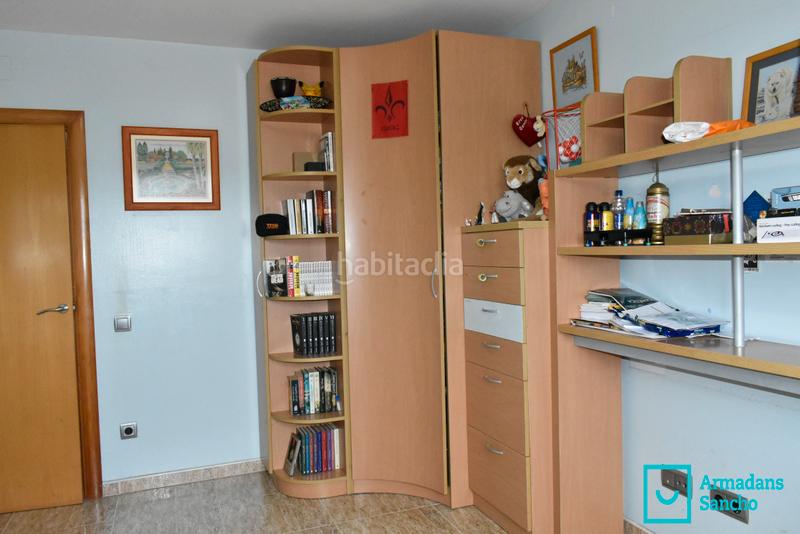 Foto 7617dc63-359d-4e9d-b7b8-e020ed03a7be. Casa bifamiliare con camino riscaldamento parcheggio in Tiana