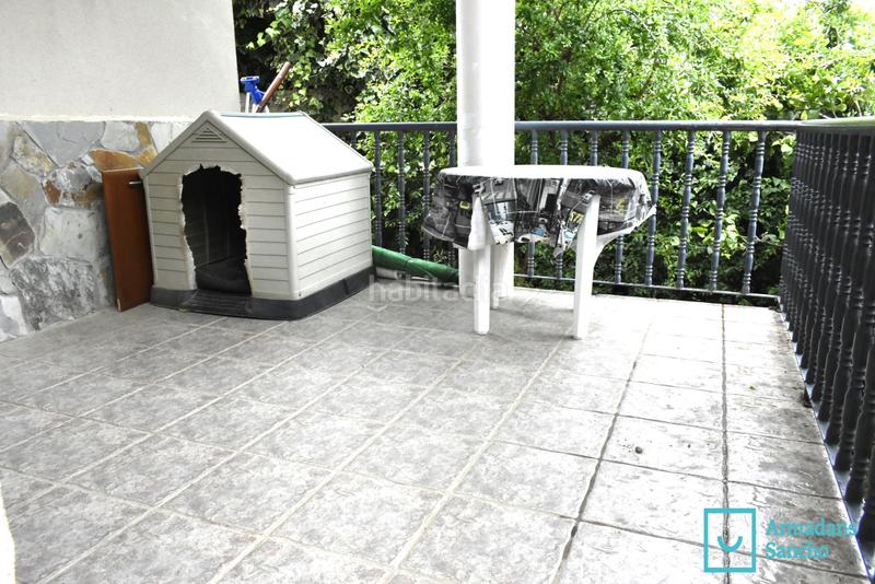 Foto a41a3fc6-ce52-4f4b-b8df-d5176650cfd3. Casa bifamiliare con camino riscaldamento parcheggio in Tiana