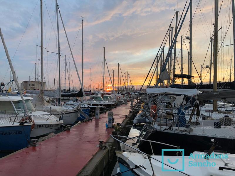 Foto 5ab251a4-bab4-44d1-a9a1-2b12ff7739df. Alquiler parking coche amarre en puerto deportivo el masnou en Masnou (El)