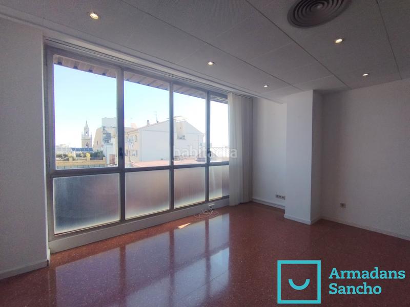Foto 9231c8f6-5191-4c8e-9660-010d6312592f. Alquiler oficina  en alquiler en pau claris en Barcelona