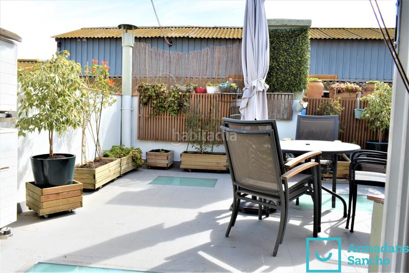 Foto f19efee7-7353-4732-b472-6b0011553857. Rent flat in Montgat